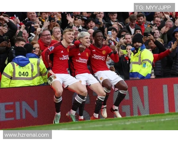 足球巨星争锋赛场风云激情对决展现顶级球技与精彩瞬间